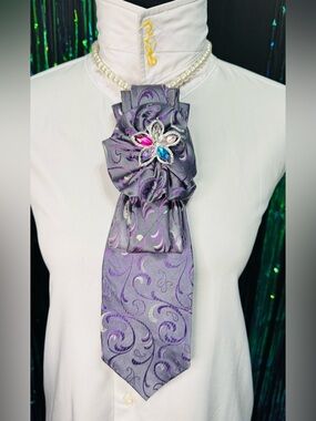 Van Heusen Purple and Silver Necktie with Flower Brooch